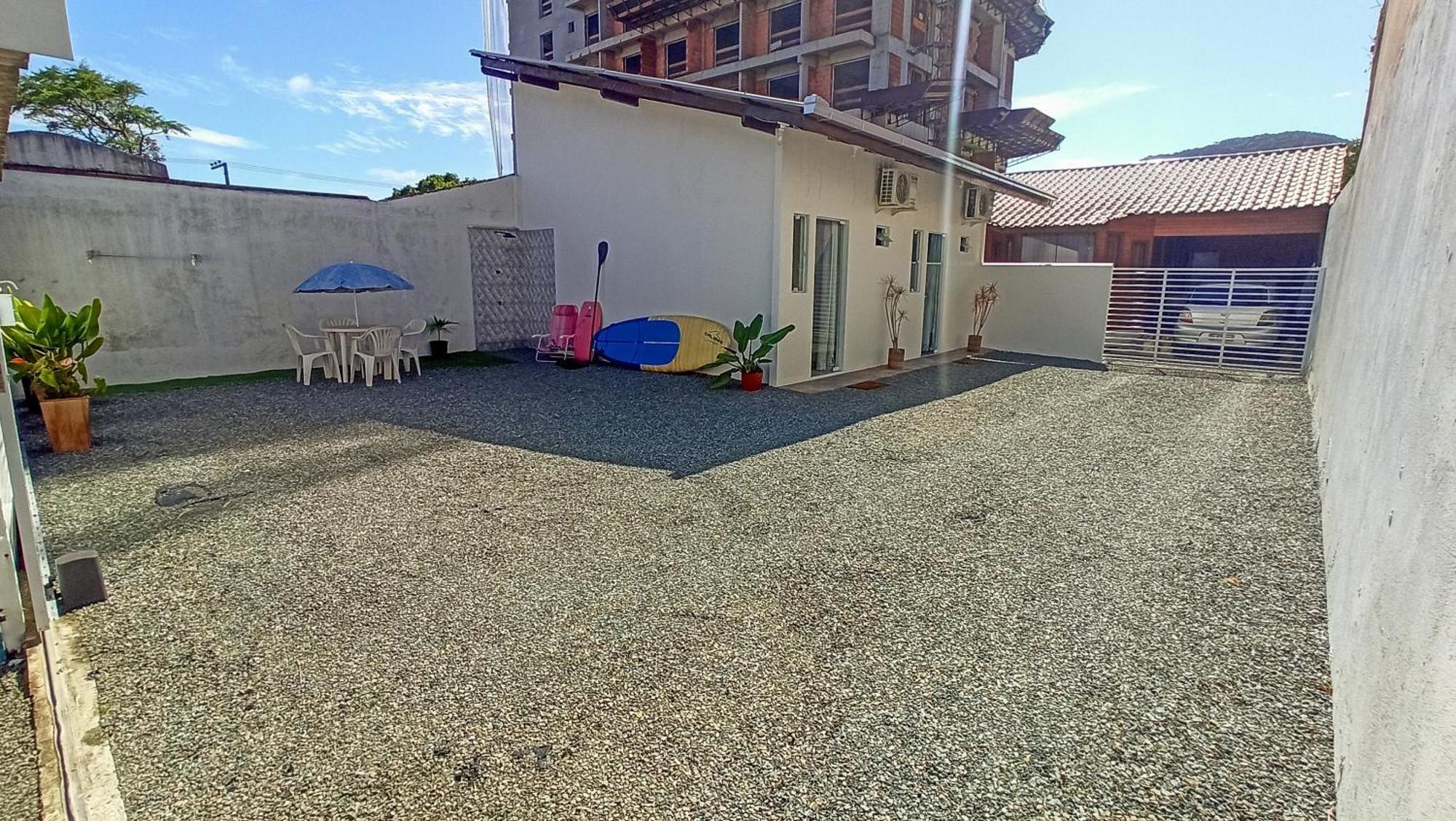 Suites A 100M Da Praia E 800M Do Beto Carrero 佩尼亚 外观 照片